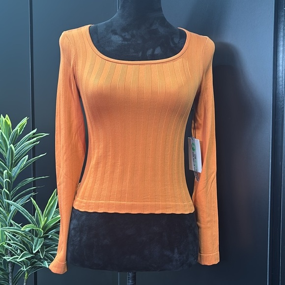 Urban Rebel Seamless square neck, rib knit, stretch, tight fit, long sleeve top - Picture 1 of 7